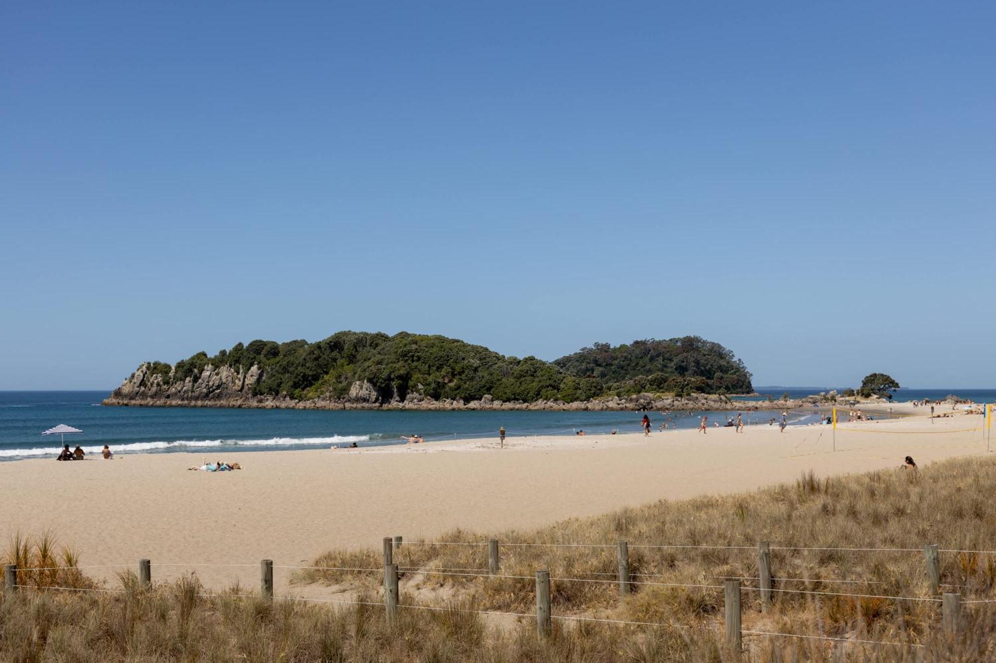 Oceanside Bliss - Absolute Beachfront - Uninterrupted Ocean Views With Pool 芒格努伊山 外观 照片